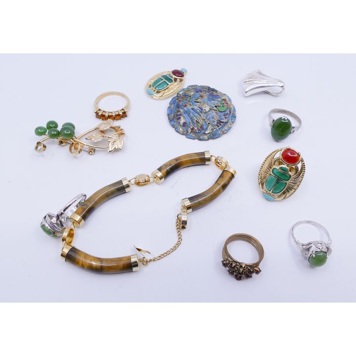 Box Vintage Jade Costume Jewelry Etc
