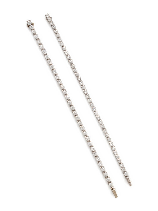 PAIR OF DIAMOND BRACELETS