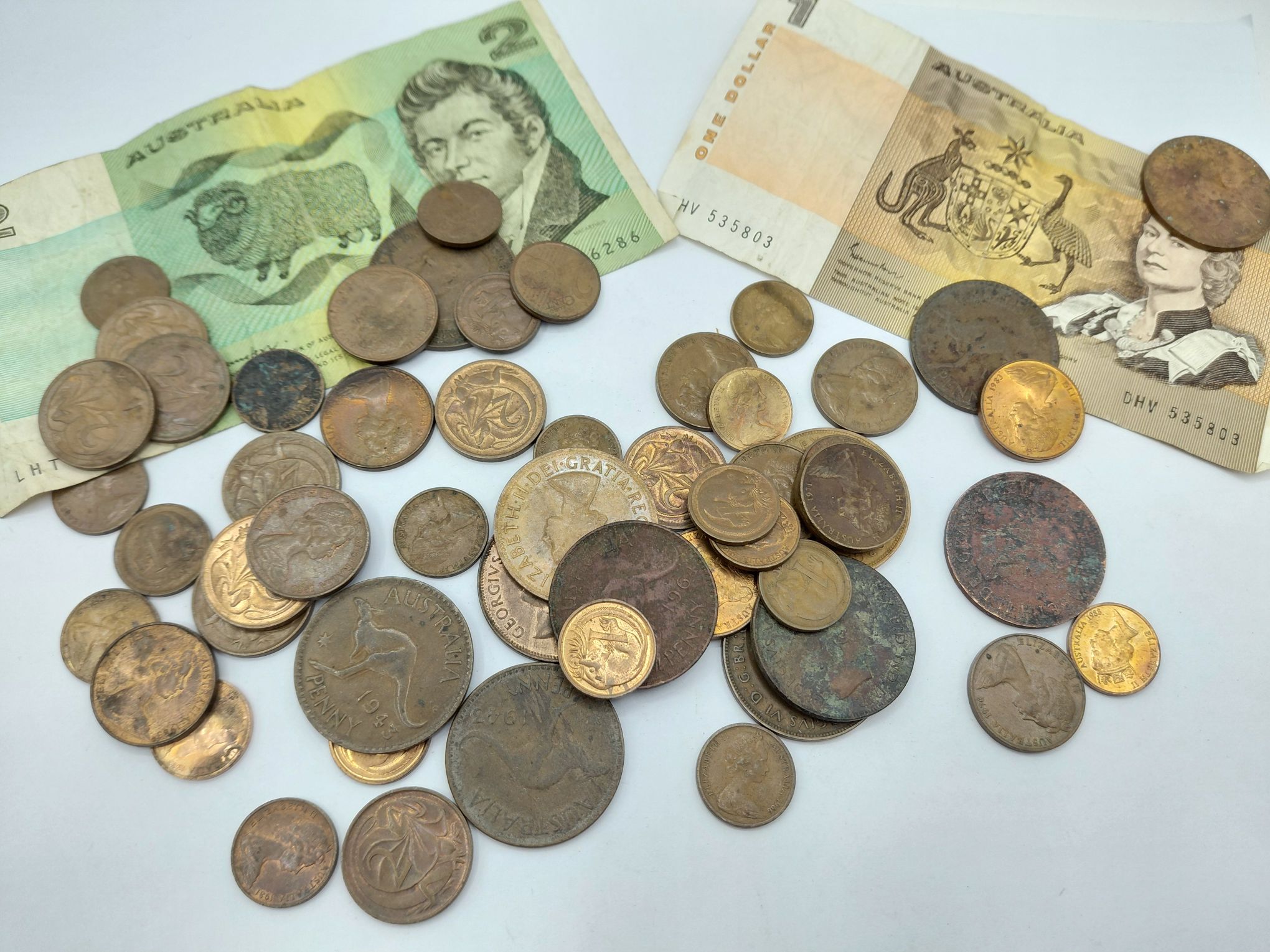 COLLECTION OF AUSTRALIAN CURRENCY