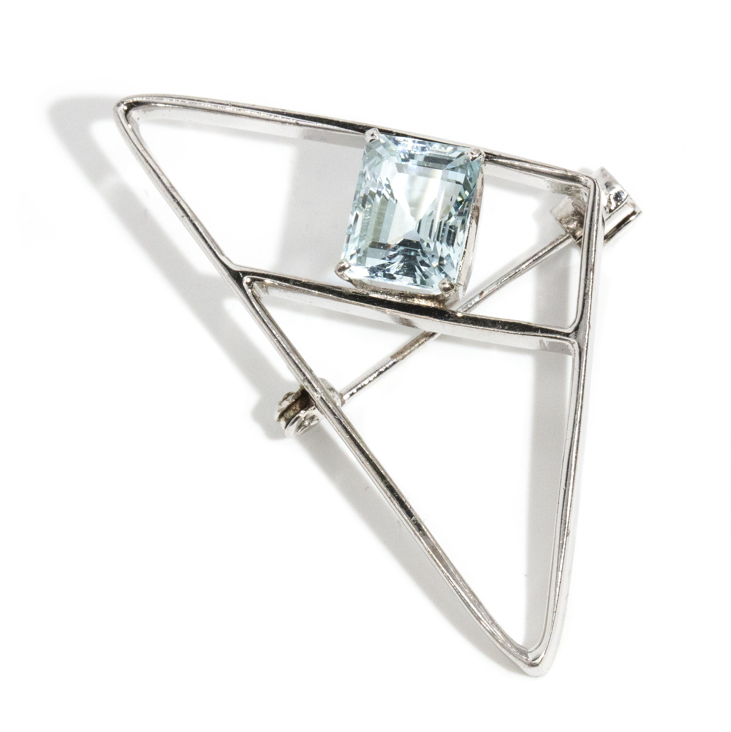 315 · 3.87 Carat Aquamarine 9ct Gold Brooch