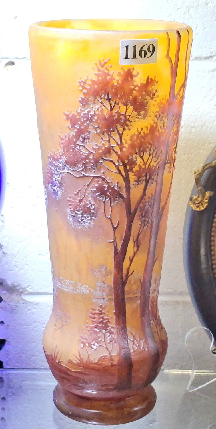 DAUM NANCY STYLE VASE