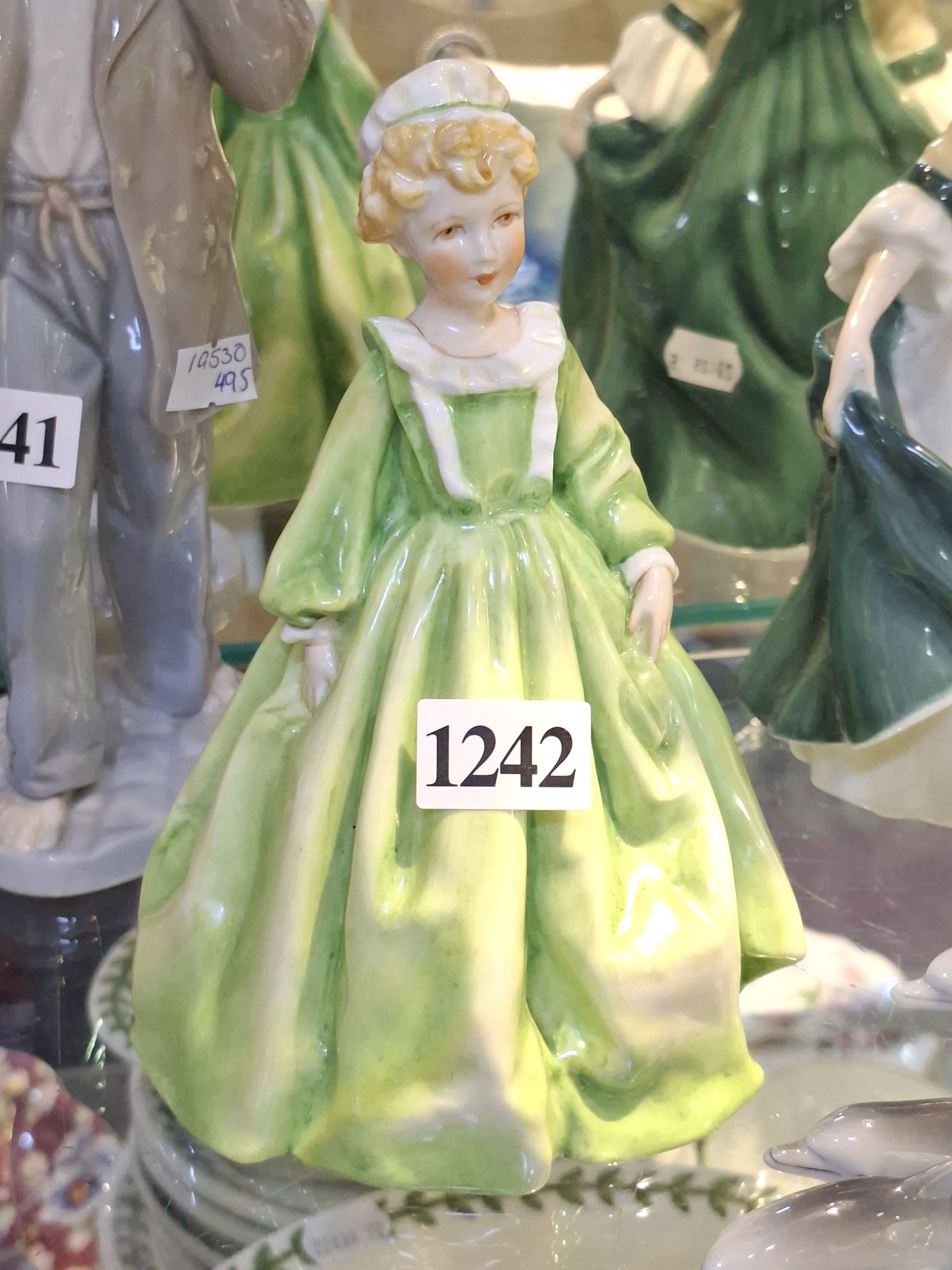 1242 · GRANDMOTHERS DRESS