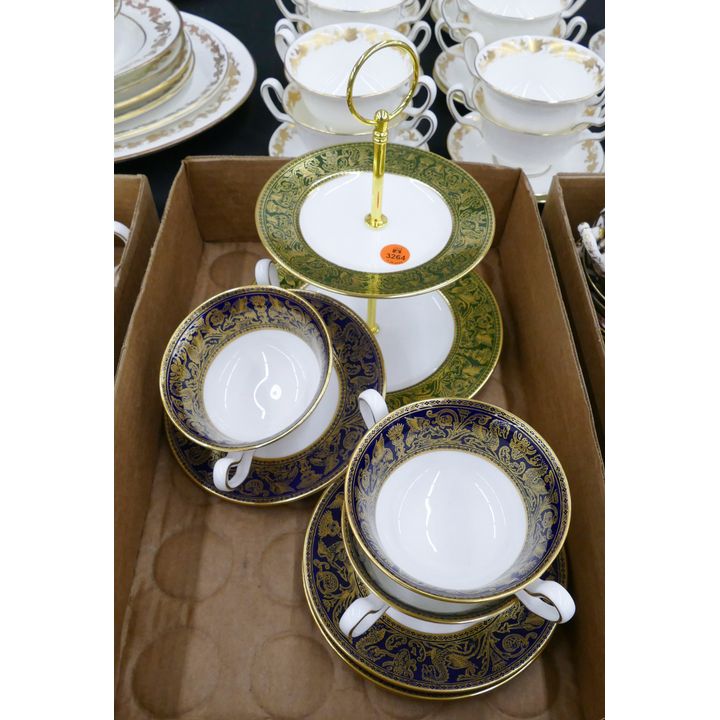 Box Wedgwood Gold Florentine Dinnerware Etc