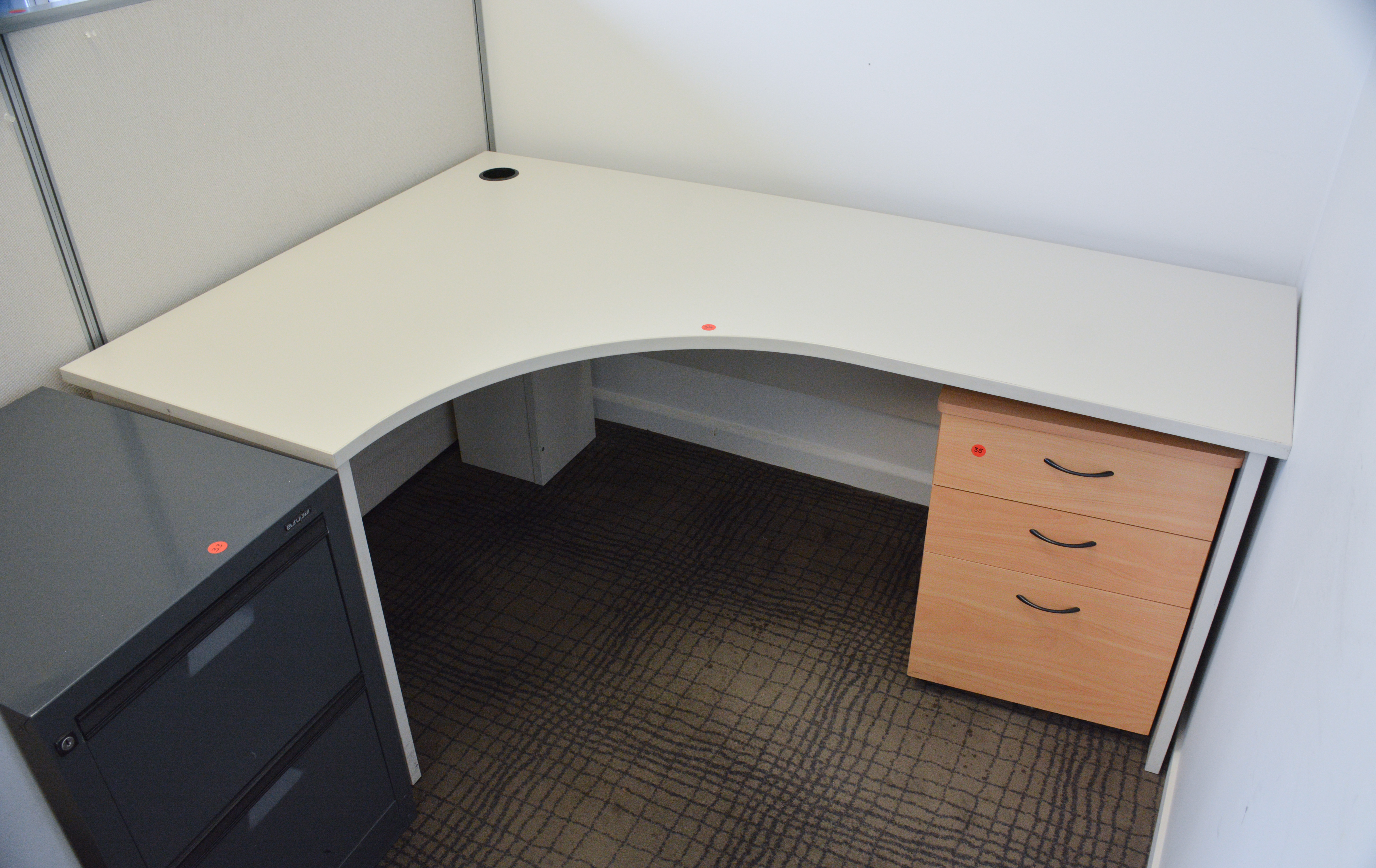 Off-White Corner Desk — NZ auction result