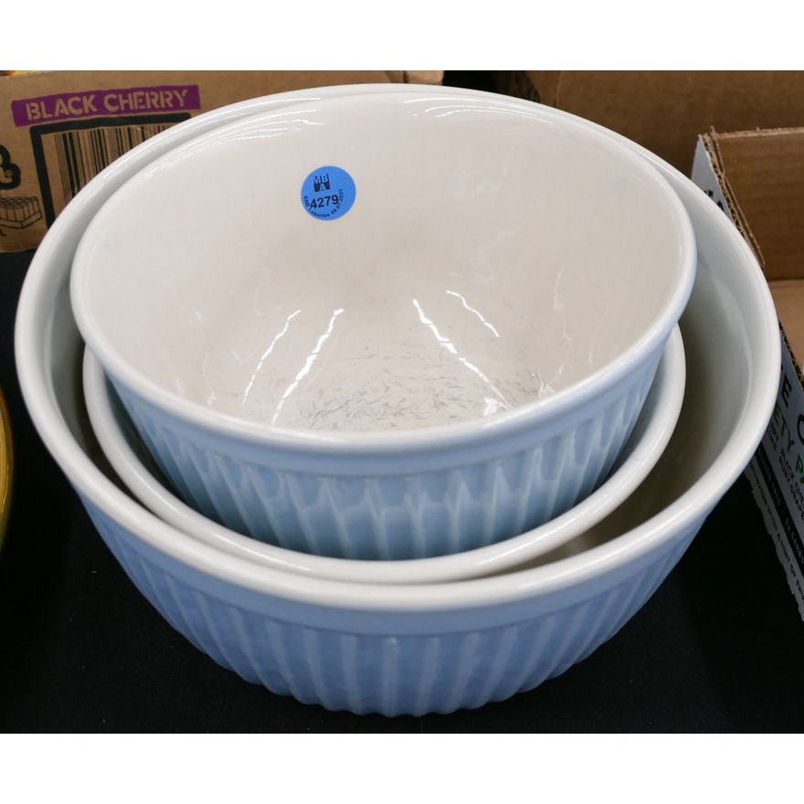 Stack 3pc Willaim Sonoma Mixing Bowl Etc.
