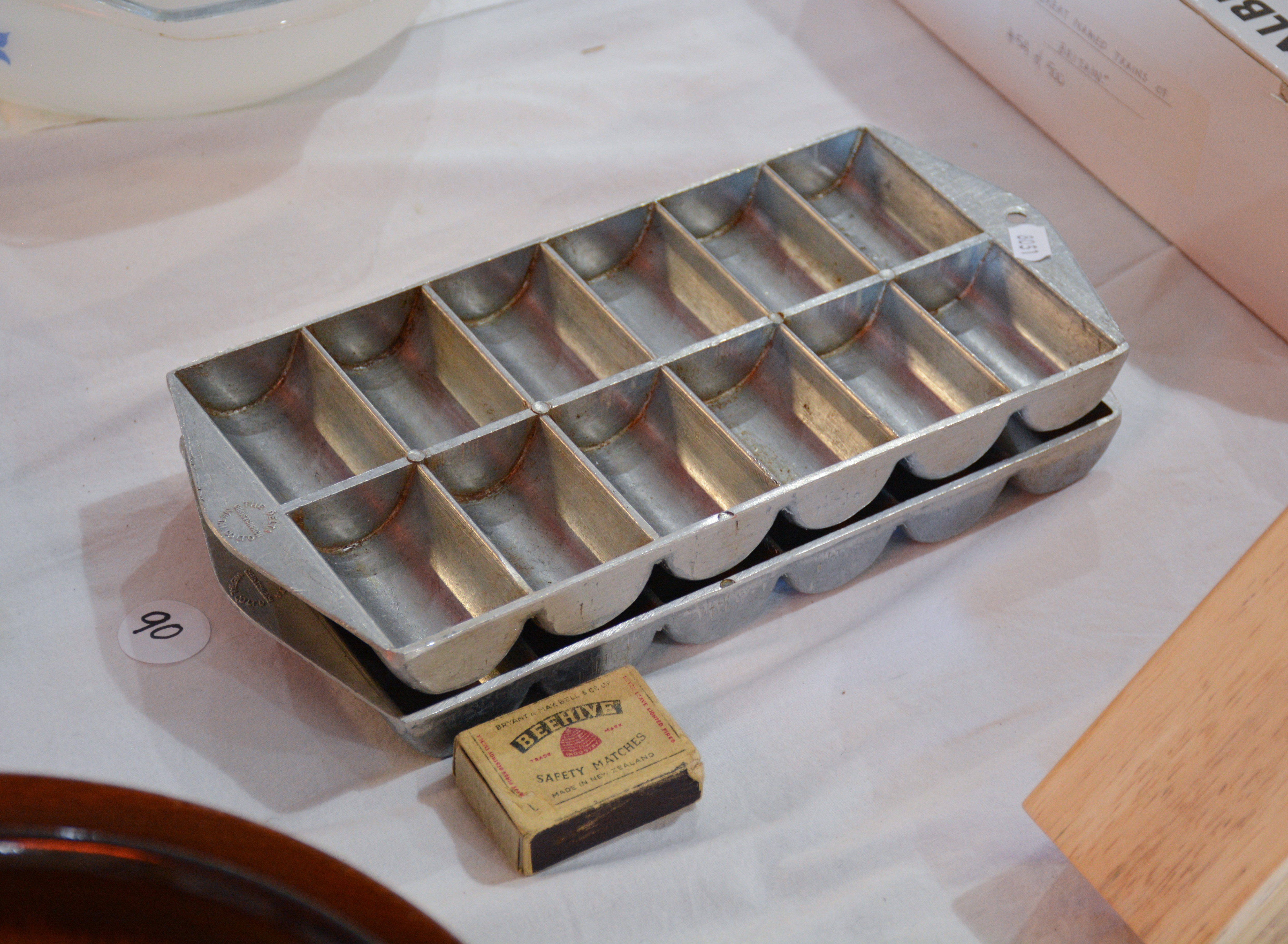 Gem Cookery Containers — NZ auction result