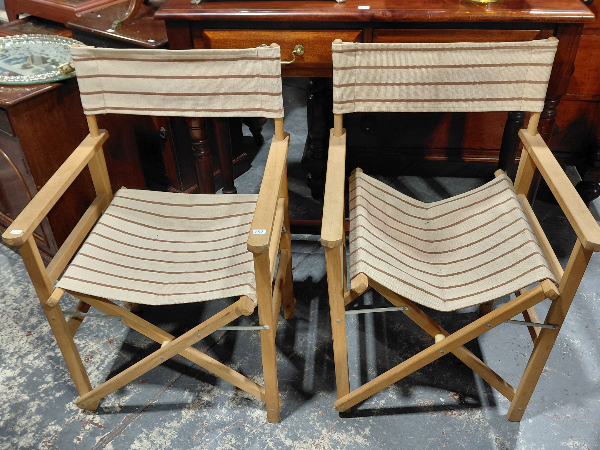 157 · PAIR OF FOLDING CHAIRS
