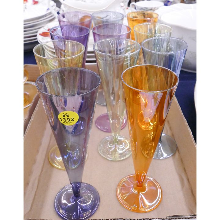 Set 11pc Vietri Colored Glass Flutes