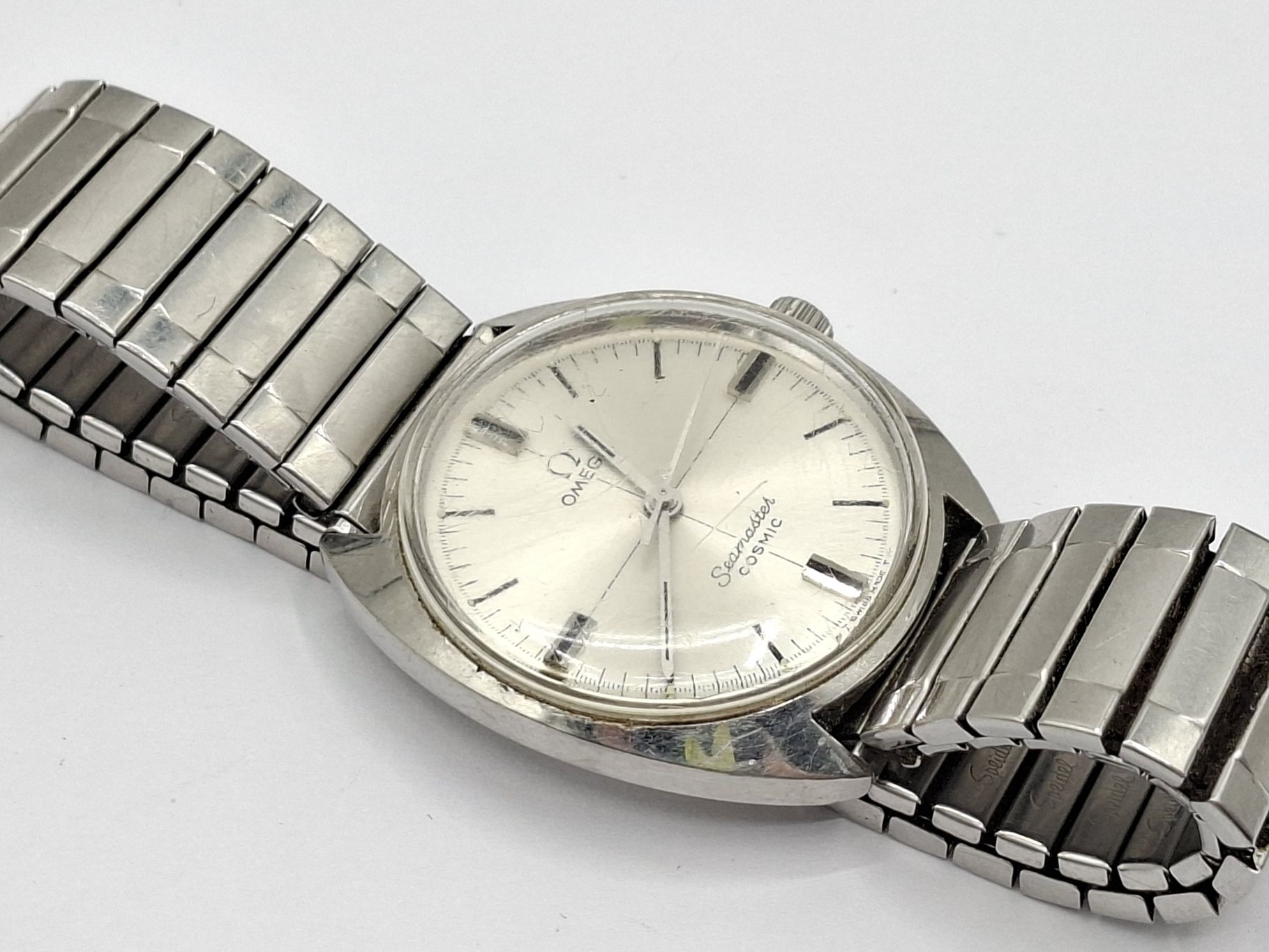 1004 · OMEGA SEAMASTER COSMIC GENTS WRIST WATCH