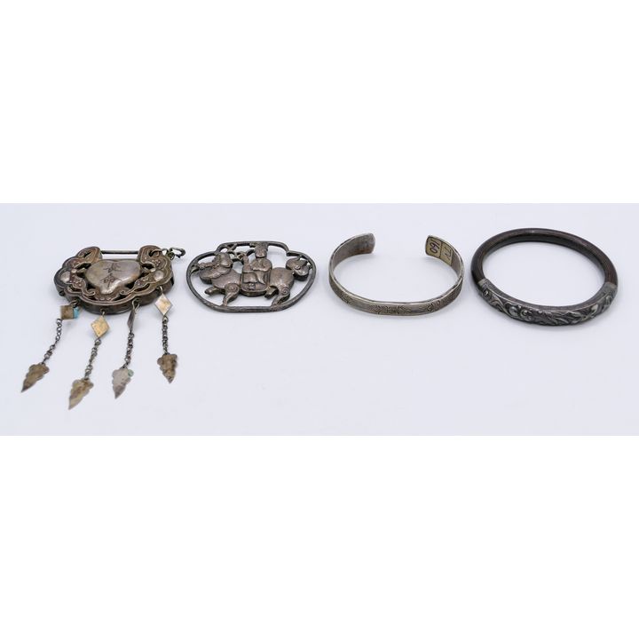 Box Old Chinese Silver Lock Pendants and Bracelets
