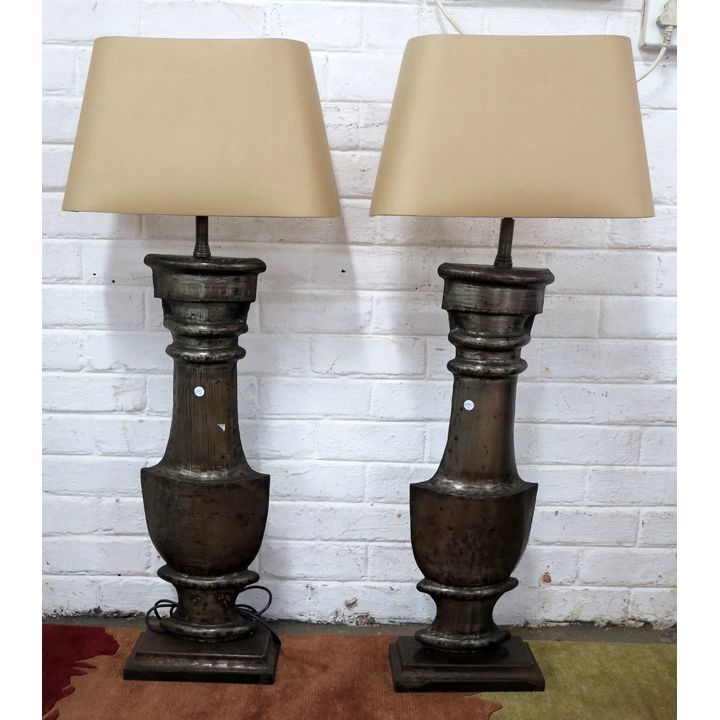 PAIR OF LARGE METAL TABLE LAMPS