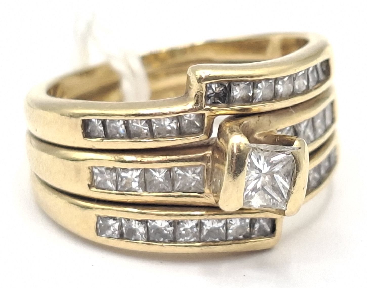 18ct Diamond Set Ring