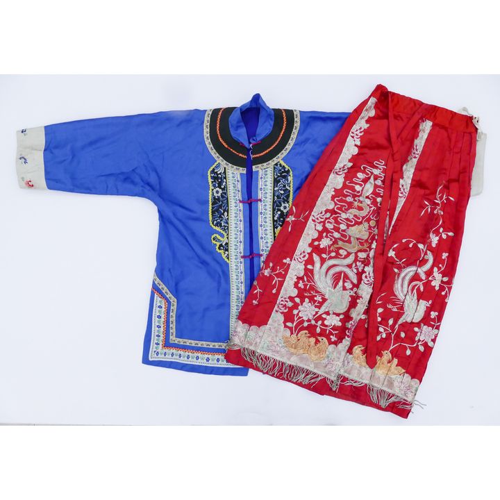2pc Chinese Silk Embroidered Robe and Wedding Skirt