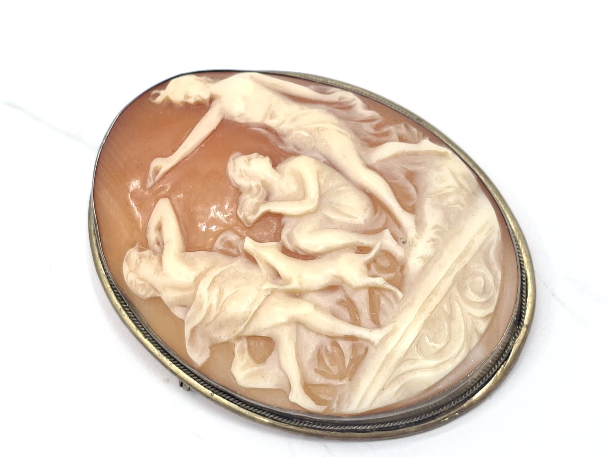 Gold Plated Cameo Brooch/Pendant