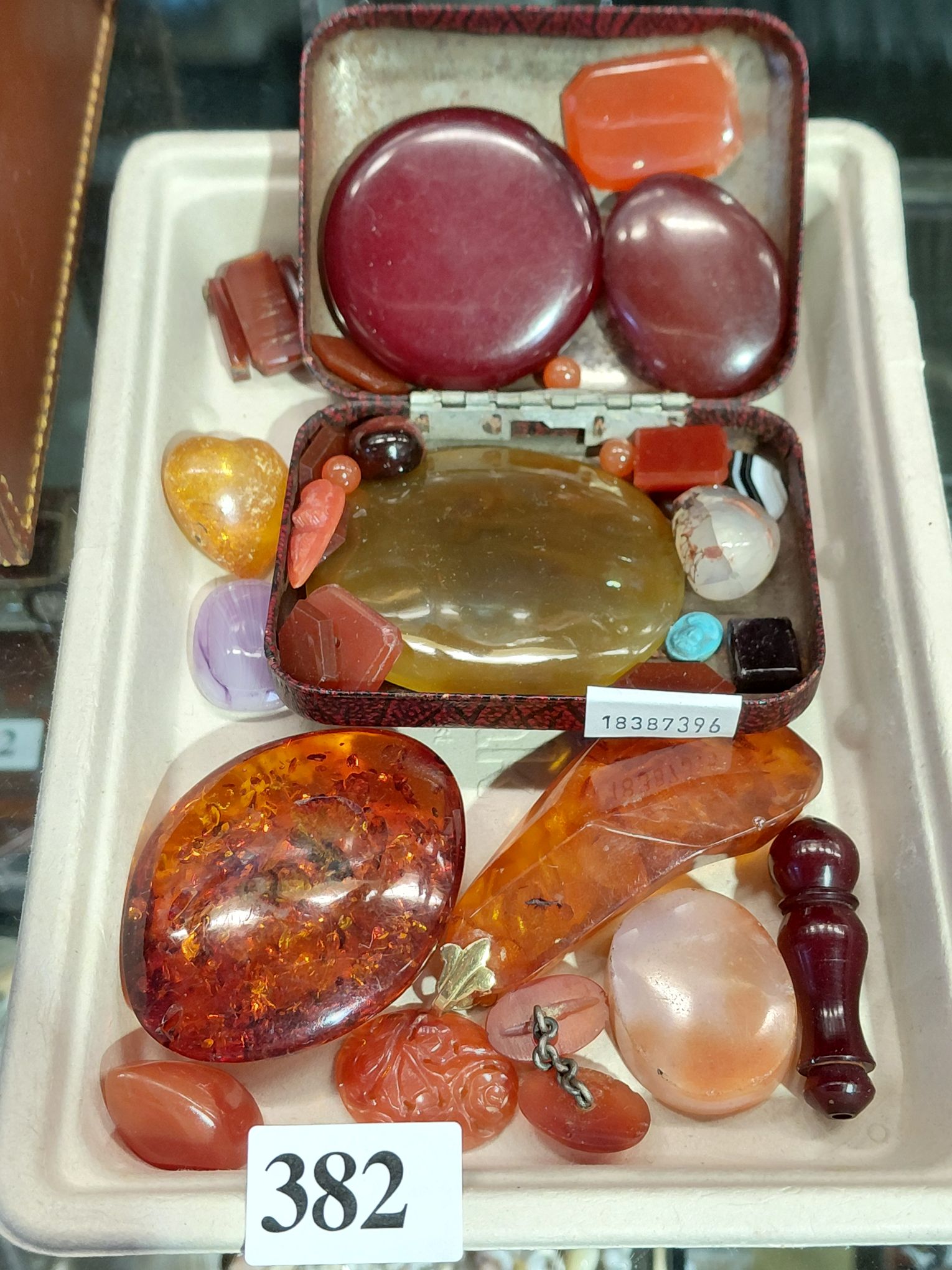 382 · SEMI PRECIOUS STONES AND AMBER