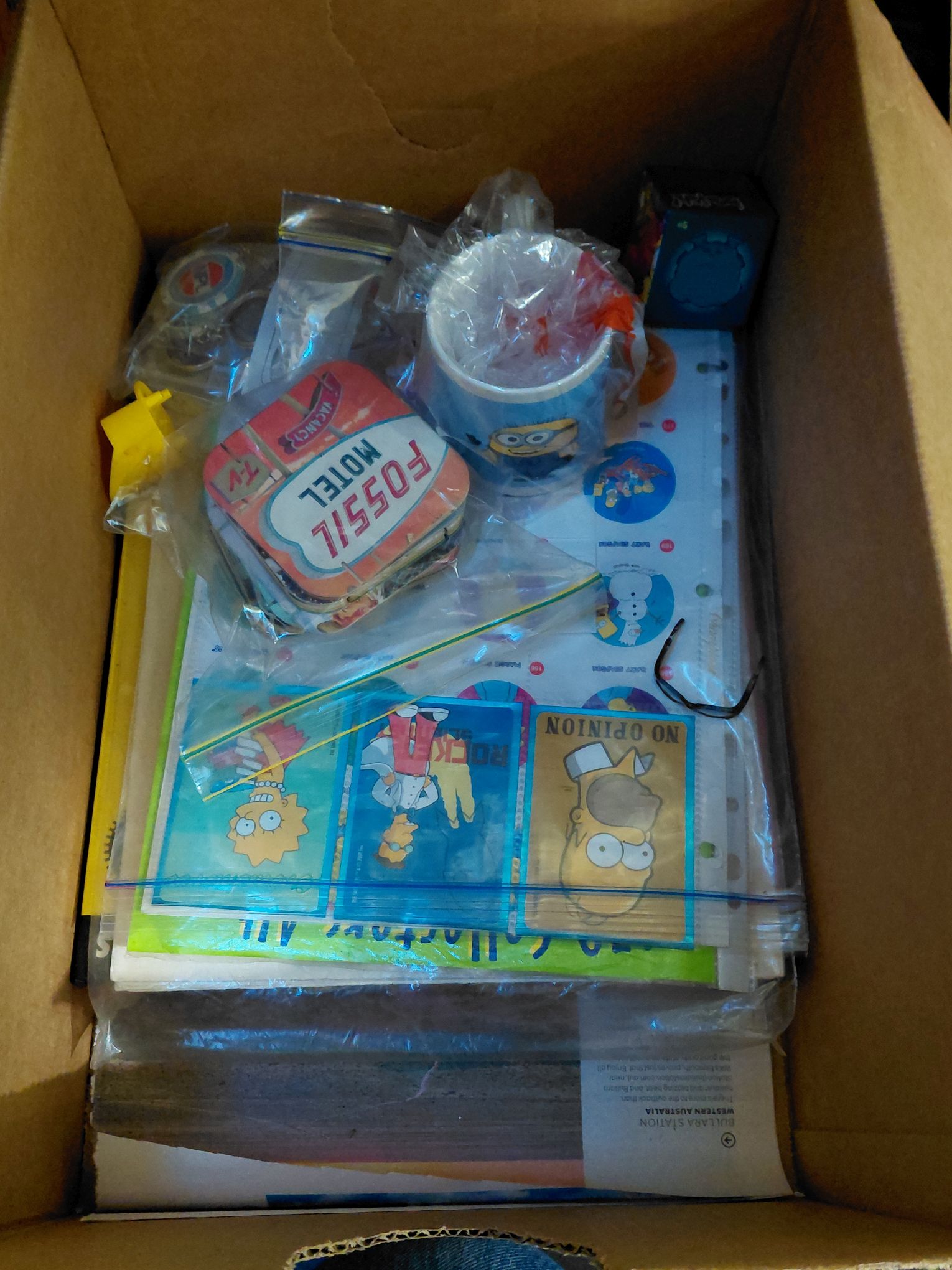 439 · MODERN AND VINTAGE COLLECTABLES