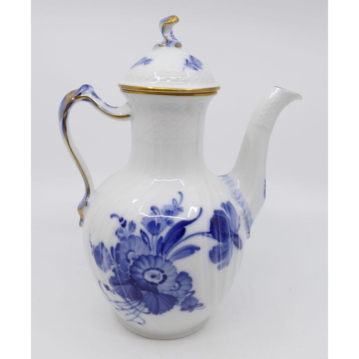 Royal Copenhagen Blue Flowers (Curved) 3.5 Cup Coffee Pot, #1616