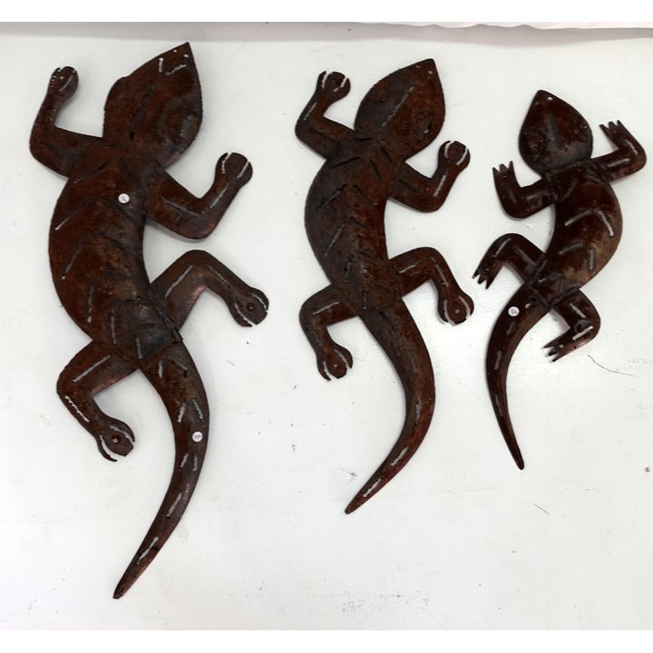 3 METAL GECKOS