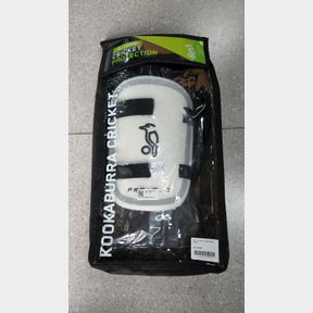 Kookaburra Pro 6.0 Thigh Guard Junior - 50661/1778