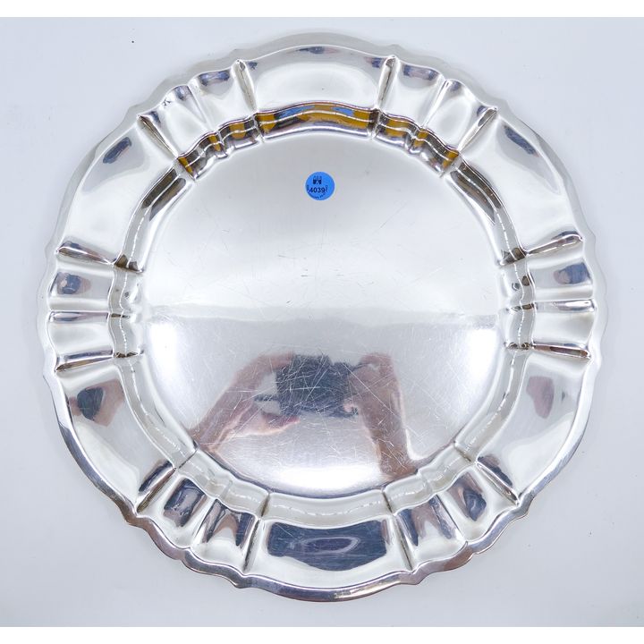 Gorham ''Chippendale'' Sterling Round Serving Platter 13.5'' - 869 Grams