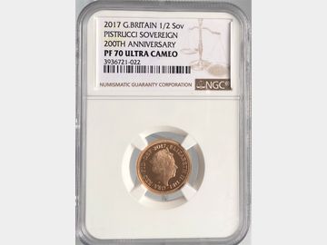 2017 ELIZABETH II GOLD PROOF HALF SOVEREIGN PF70 UCAM