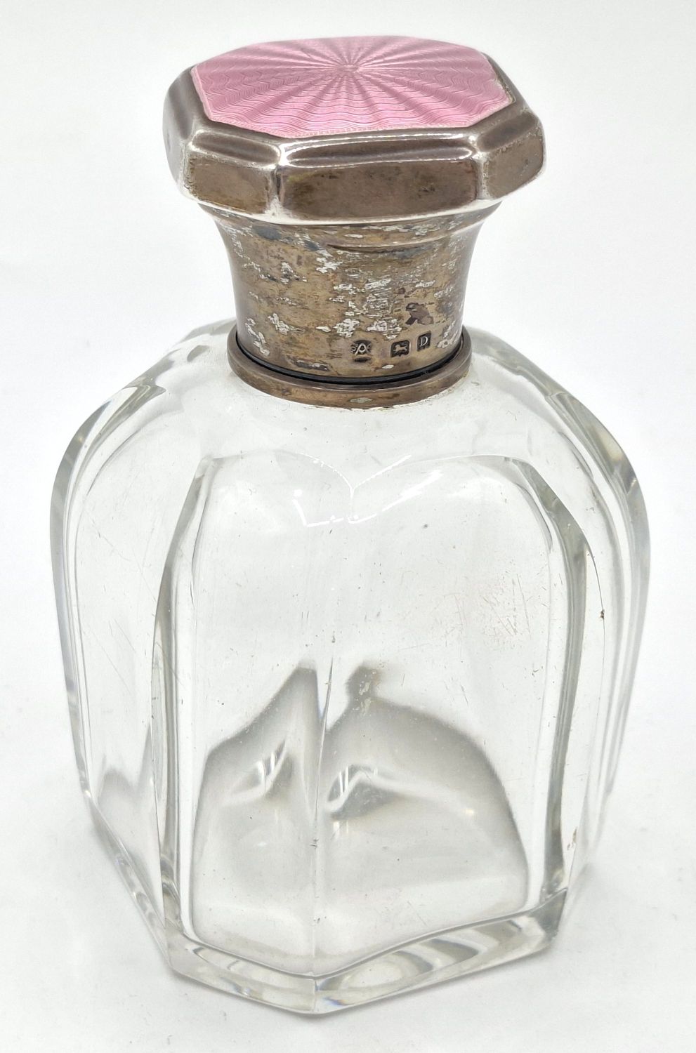 162 · ART DECO CRYSTAL PERFUME BOTTLE