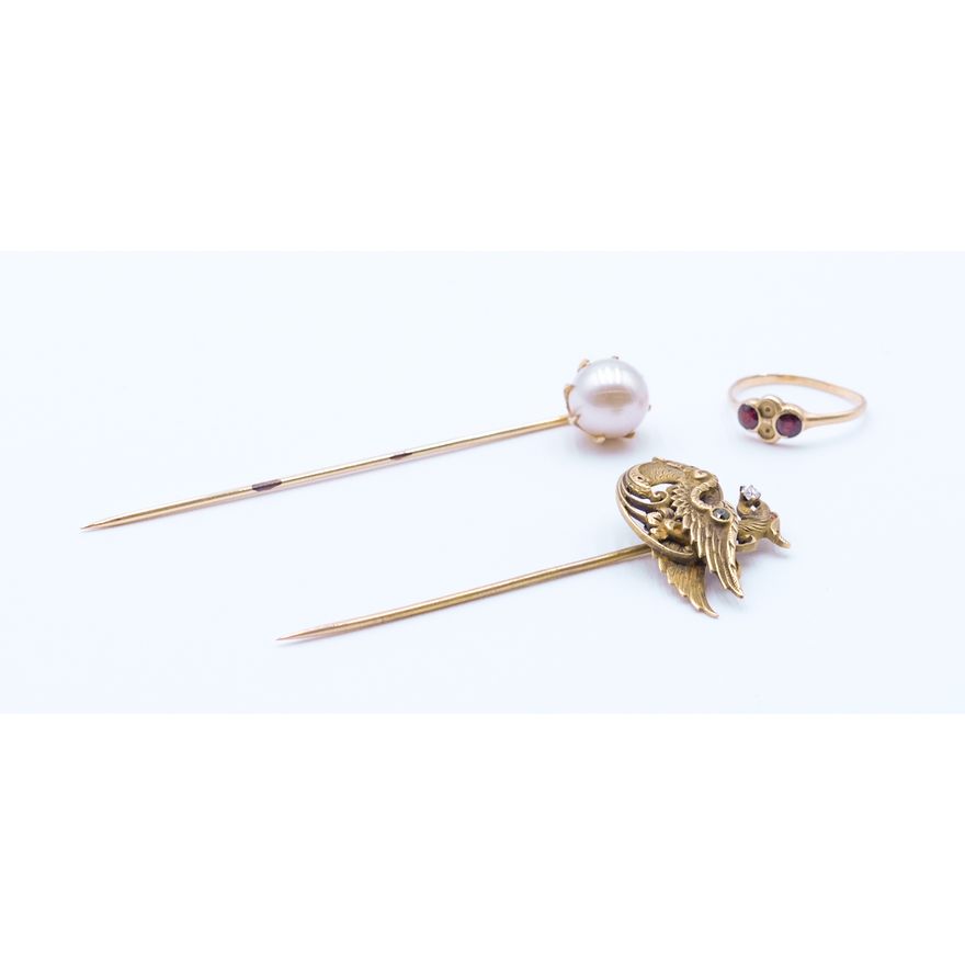 Box 14k Griffin Stick Pin etc. - 7.4 Grams TW