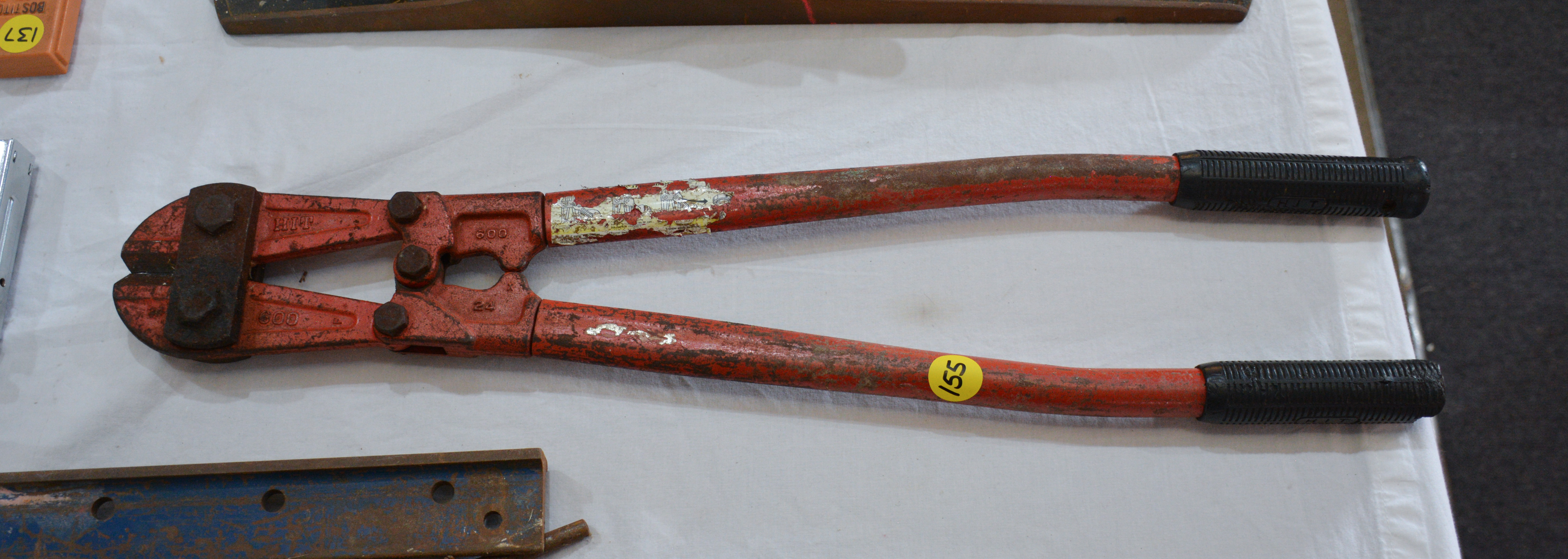 Hit 600 Bolt Cutters — sold at auction in New Zealand for $15