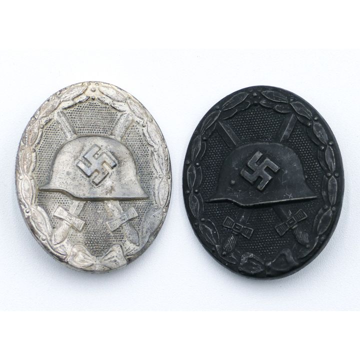 Box WWII German Wound Badges