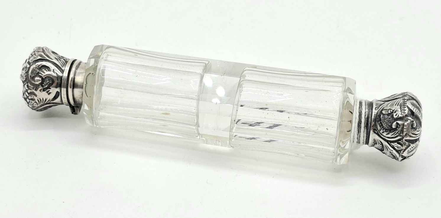141 · VICTORIAN PERFUME BOTTLE
