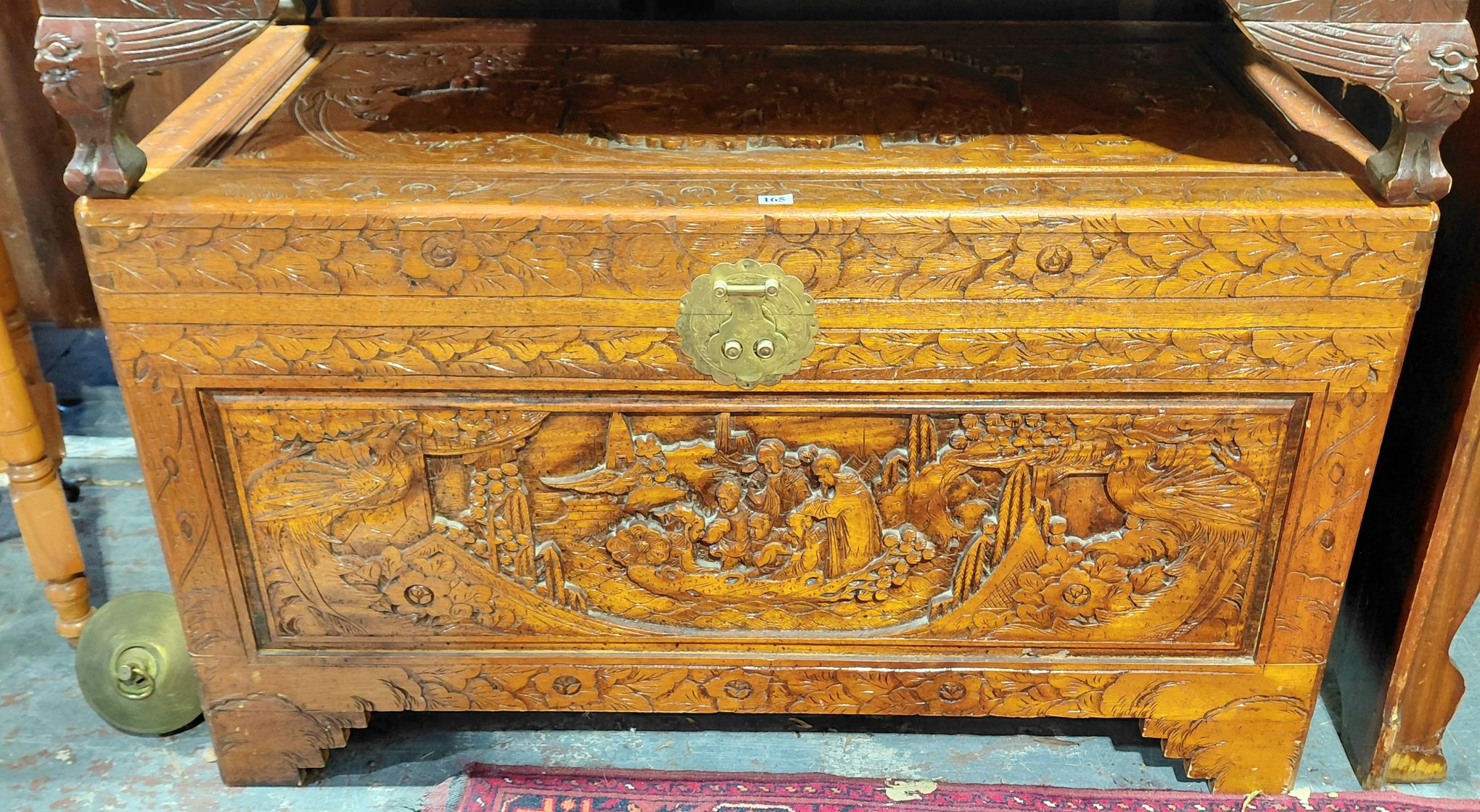 165 · CAMPHORWOOD TRUNK