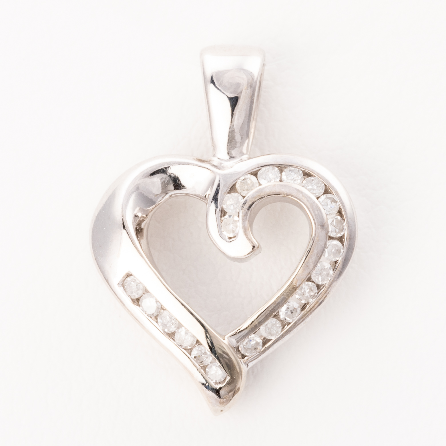 Diamond Heart Pendant 9ct Gold