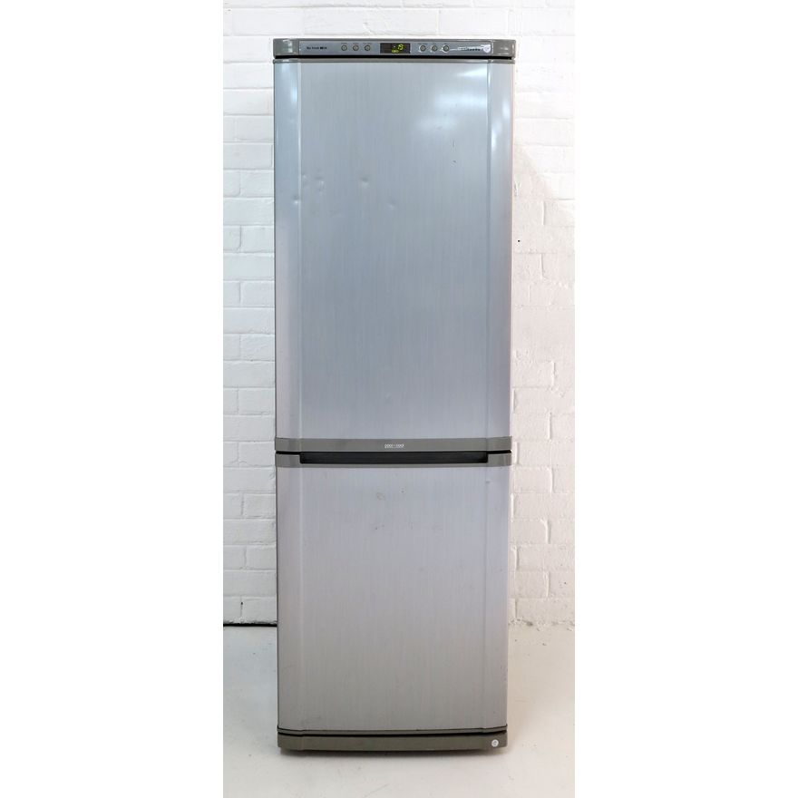 SAMSUNG FRIDGE/FREEZER
