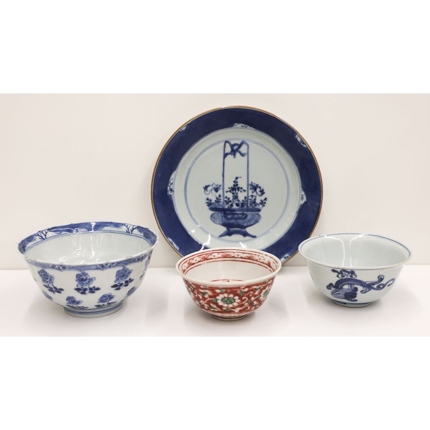 4pc Chinese 17th to 18th Cent. Porcelain