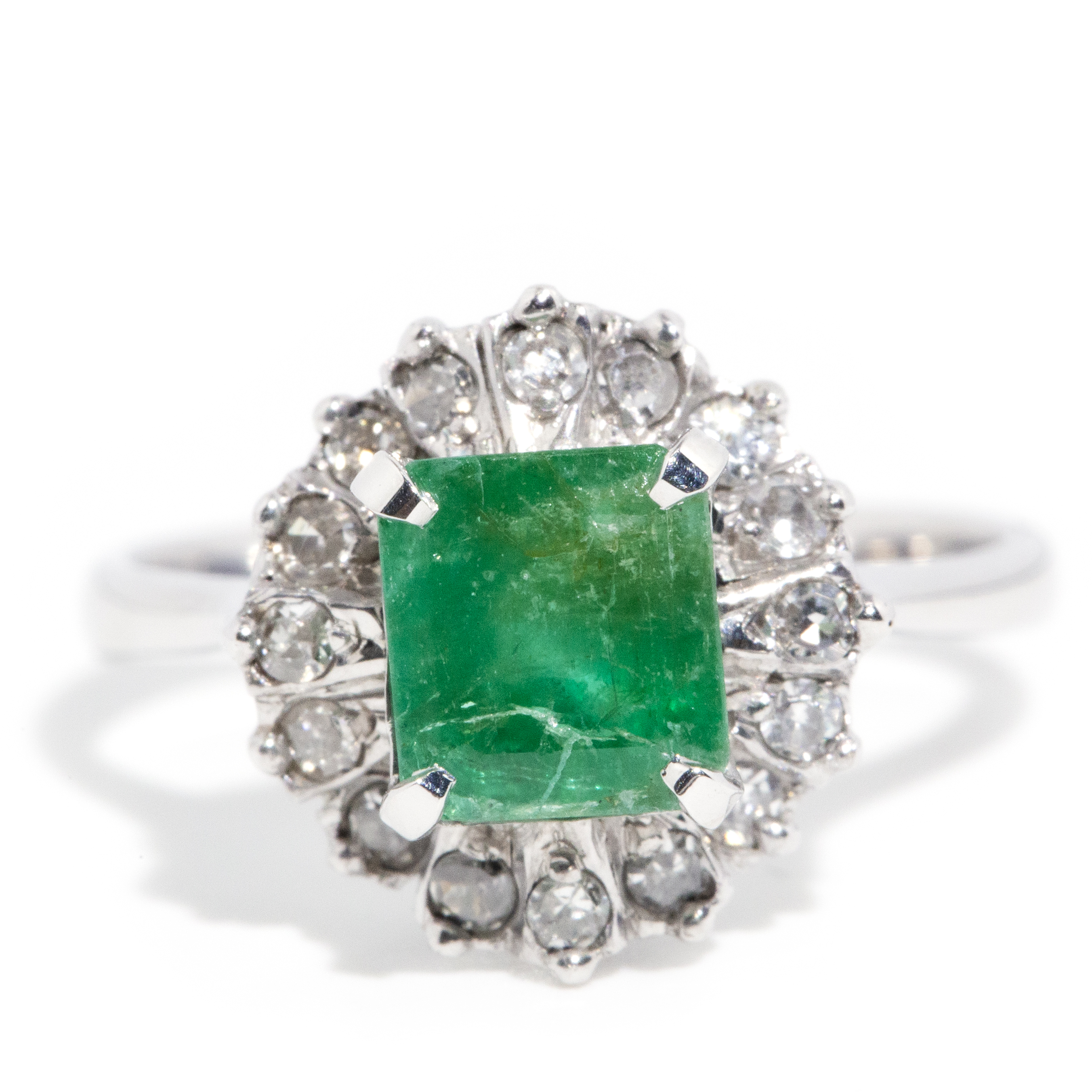 153 · Vintage Emerald & Diamond 14 Carat Gold Ring