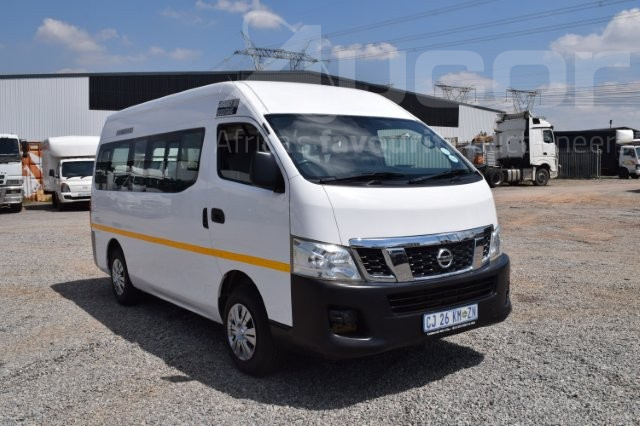 2015 Nissan NV350 M/T 15 Seater Minibus
