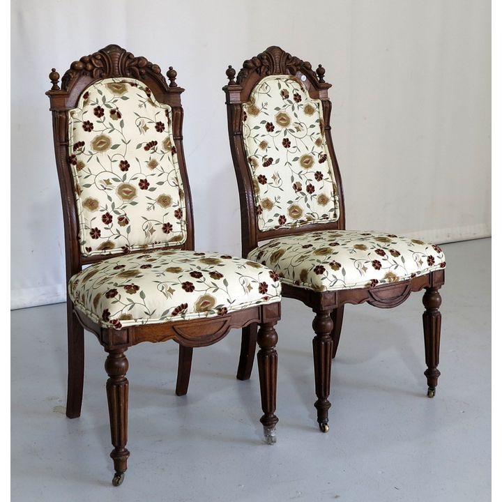 PAIR OF CARVED OAK UPHOLSTERED SIDE CHAIRS