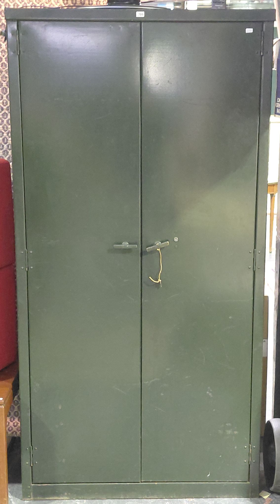 STEEL FILING CABINET
