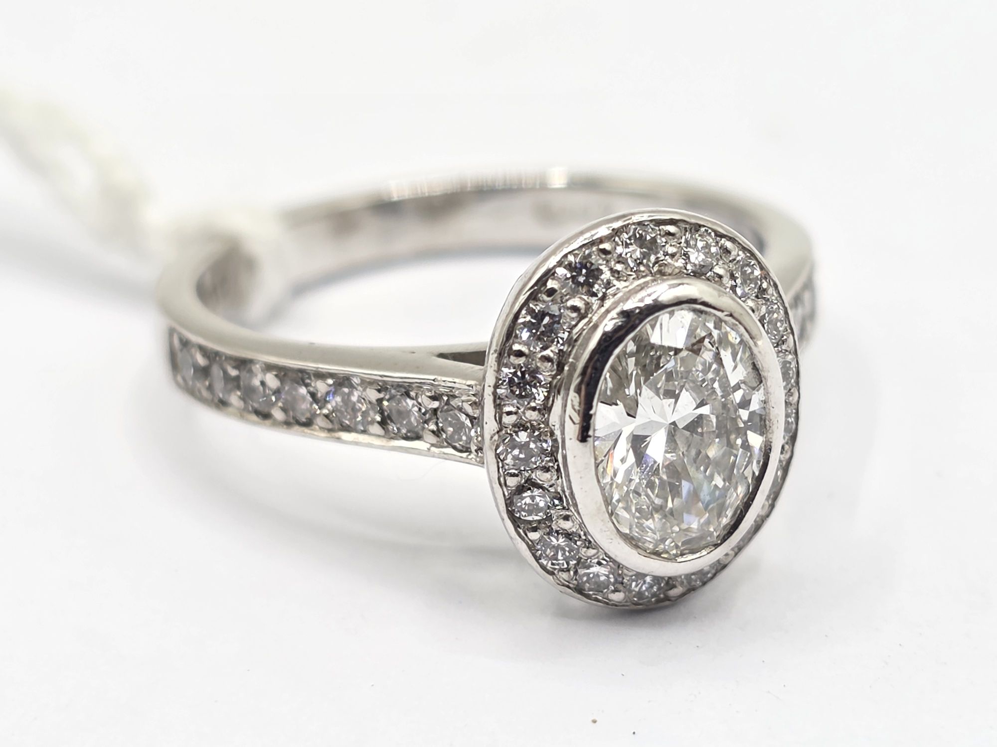 18ct White Gold Diamond Halo Ring