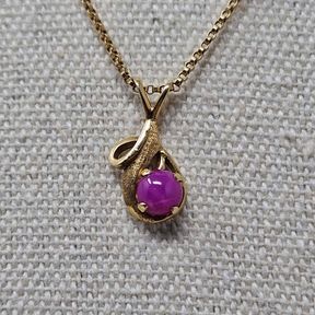 14K Yellow Gold Pink Star Sapphire Pendant Chain Necklace