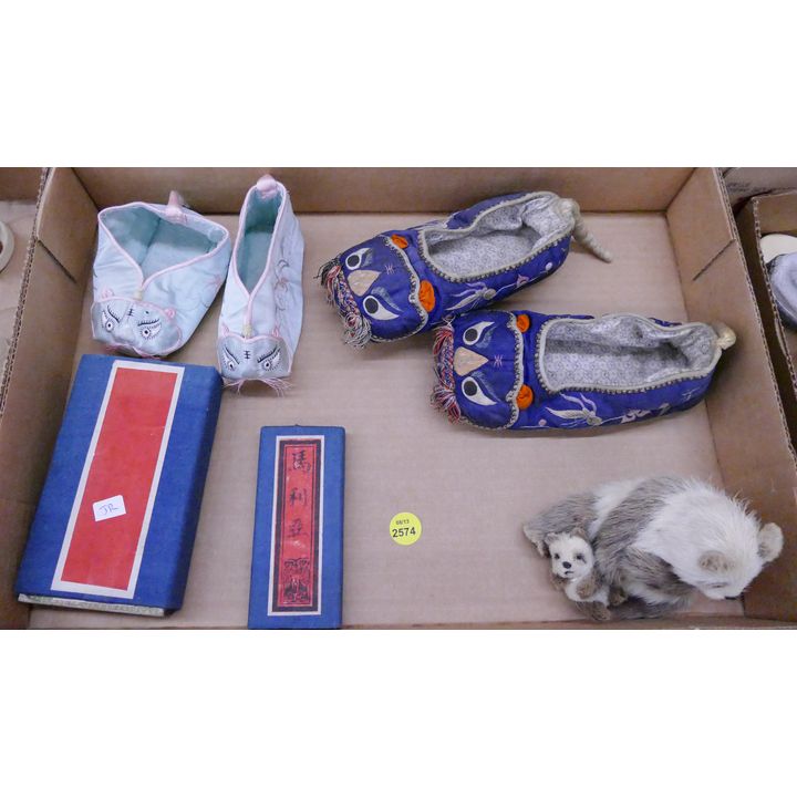 Box Old Chinese Child Shoes Etc