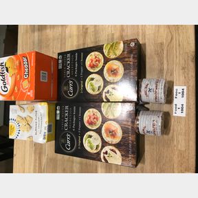 2X STROOPWAFELS, 12 CARR'S CRACKER, 3X GOLDFISH BAKED CRACKERS, 2X 8.5OZ SIMPLE MILLS ALMOUND FLOUR CRACKERS