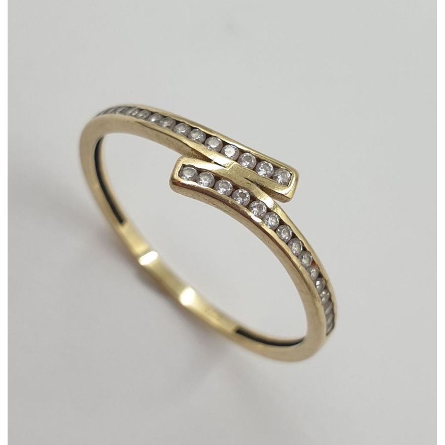 9ct Y/G CZ Ring