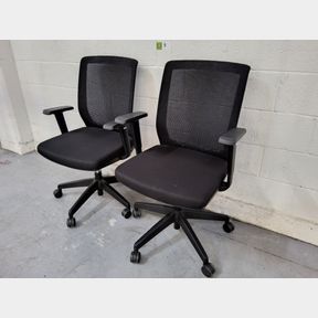 Eden single lever gas operated office chairs with adjustable arms