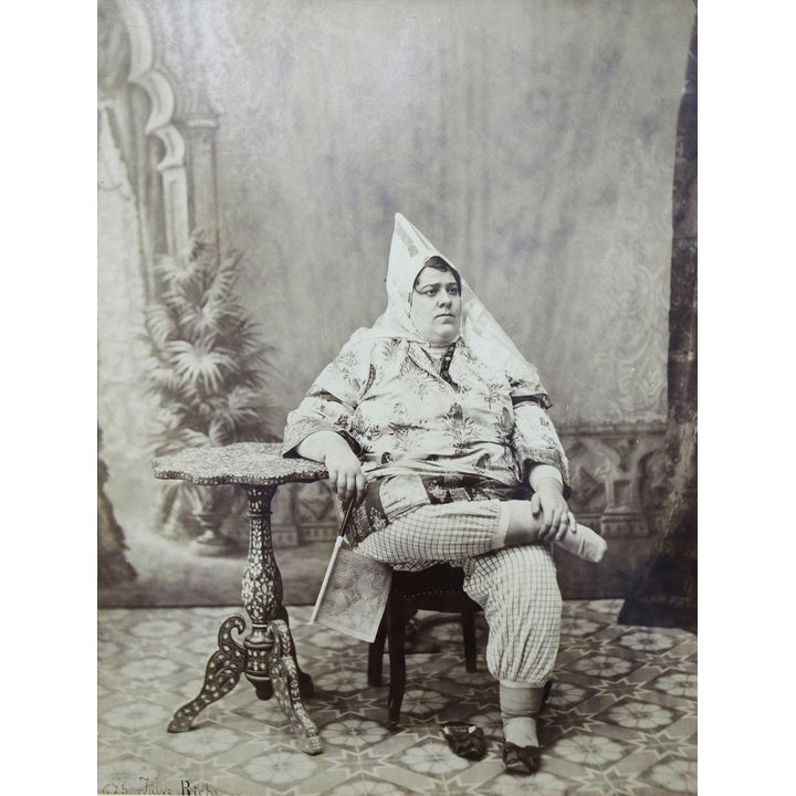 GARRIGUES, J. ANDRE [1848-1923]  - Juive Riche 675