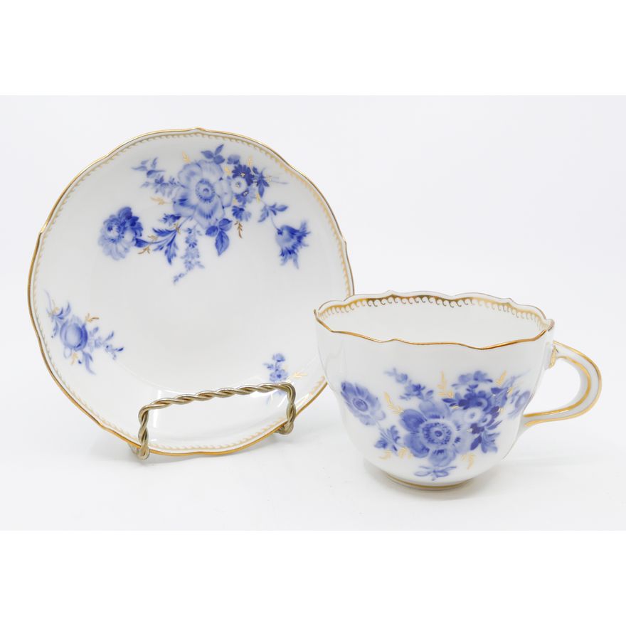 Set of 12 Meissen Blue Flowers Porcelain Flat Cups & Saucers