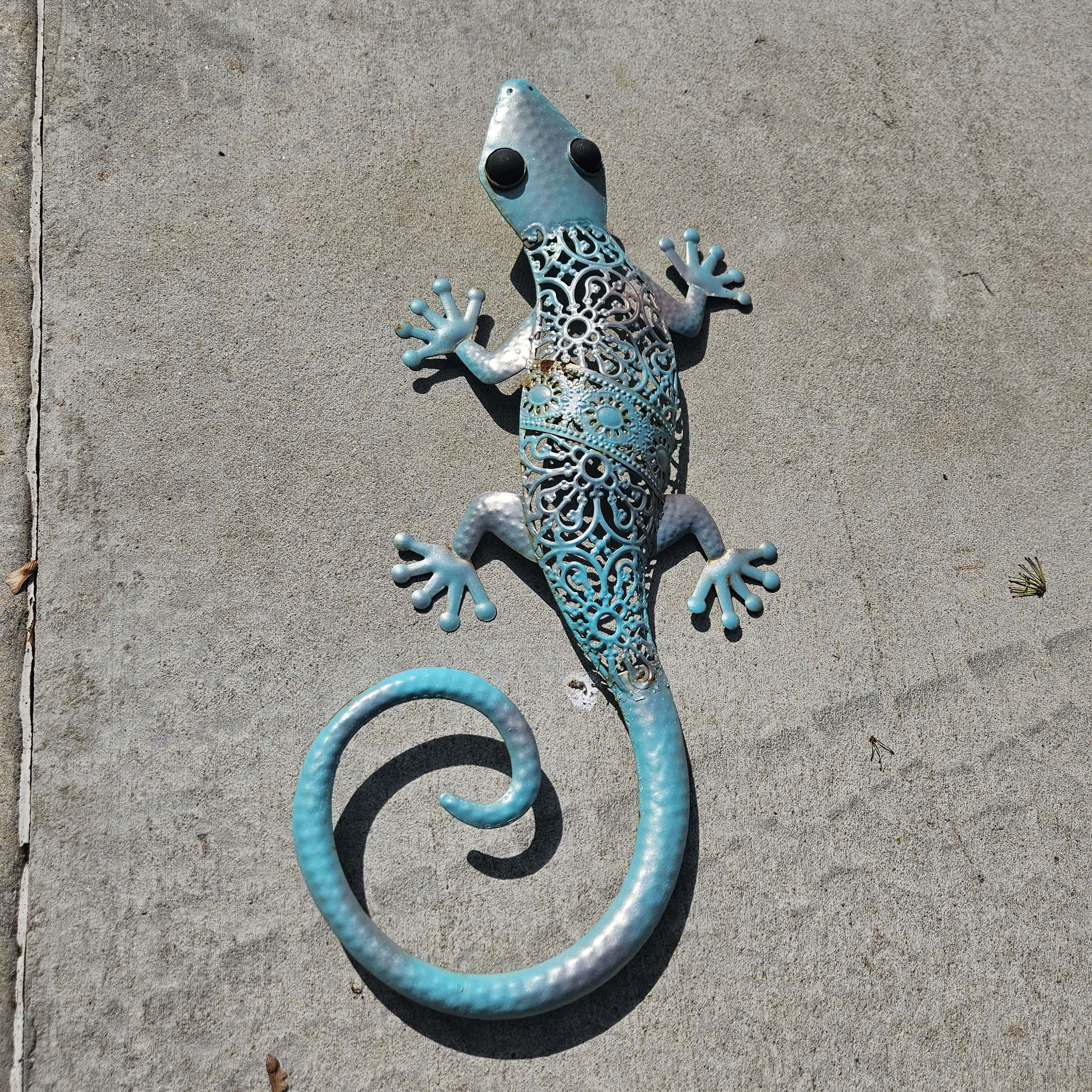 Tin Outdoor Decorative Lizard #2 | Armstrong Family Estate