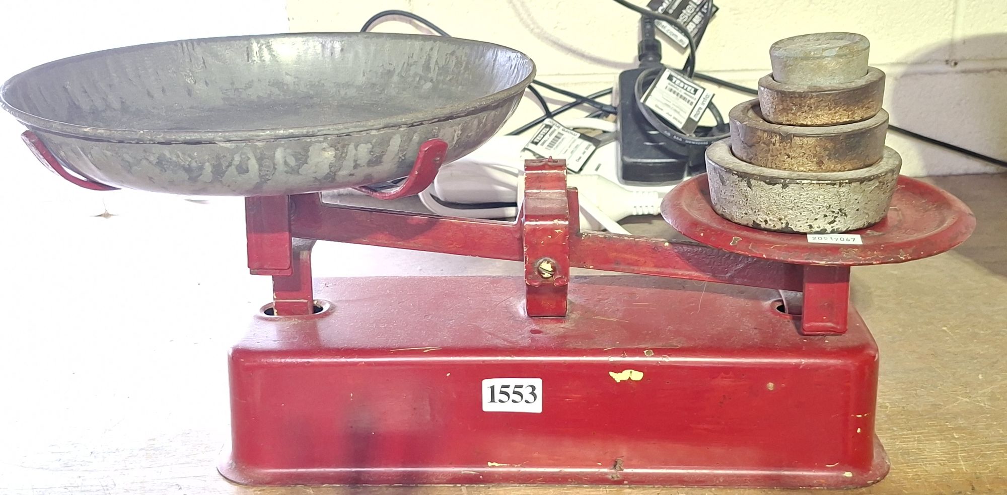 SCALE AND WEIGHTS SET