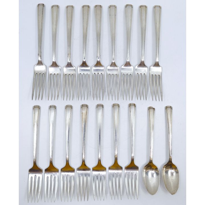 Box 18pc Westmorland Sterling Matching Flatware - 696 Grams TW