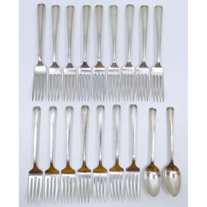 Box 18pc Westmorland Sterling Matching Flatware - 696 Grams TW